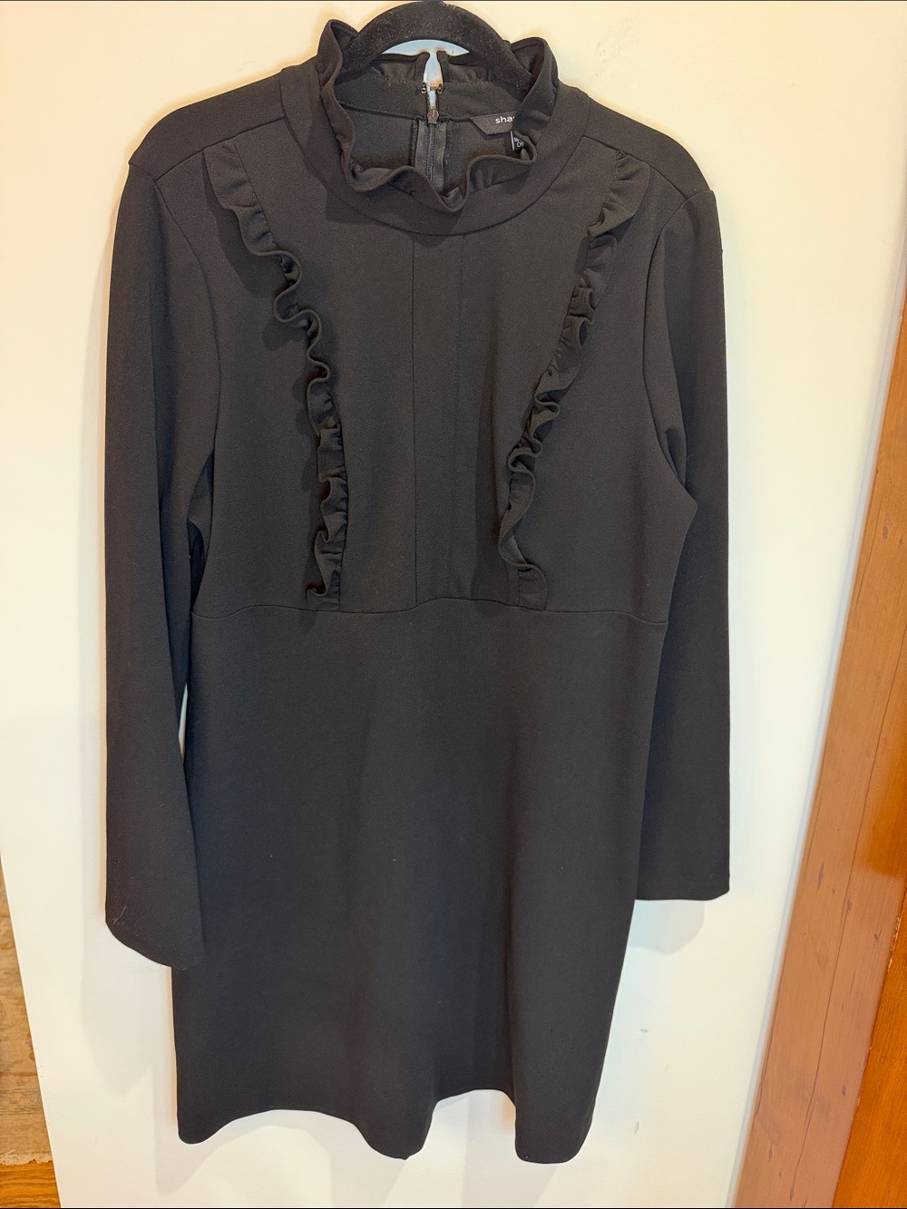 Sharagano Black Ruffle-Front Long Sleeve Stretchy Dress, 14
